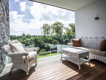 5 Bedroom Villa