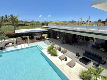 5 Bedroom Villa