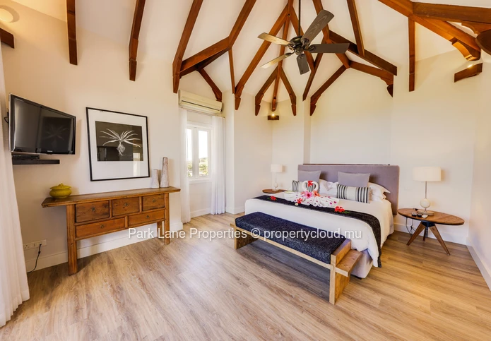 Villa de rêve à Héritage Villas Valriche: Luxe, Vue Océan & Golf