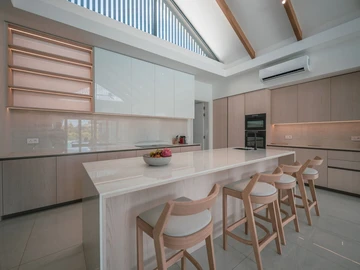 4 Bedroom Villa