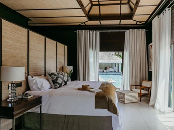 6 Bedroom Villa