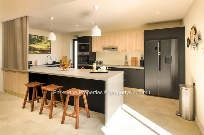 Contemporary fully furnished golf villa for sale in the heart of Heritage Villas Valriche 