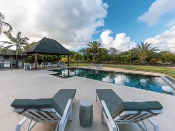 4 Bedroom Villa