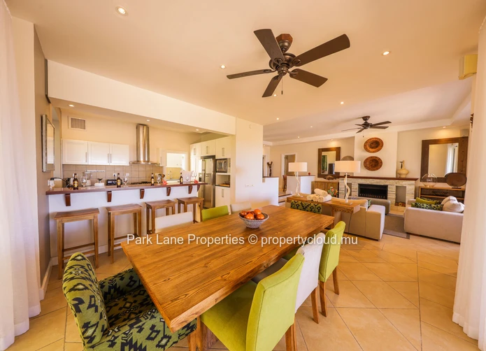 Villa de rêve à Héritage Villas Valriche: Luxe, Vue Océan & Golf