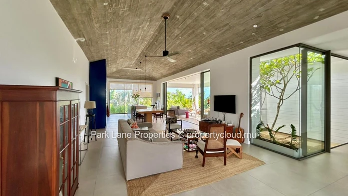 Exquisite Architect-Designed Home for rent in Mont Piton.