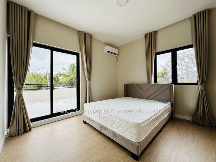 Brand new villa for rent in Calodyne