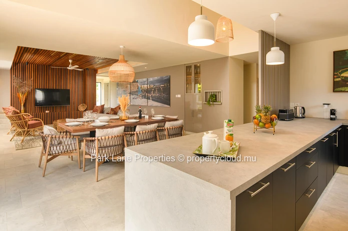 Contemporary fully furnished golf villa for sale in the heart of Heritage Villas Valriche 