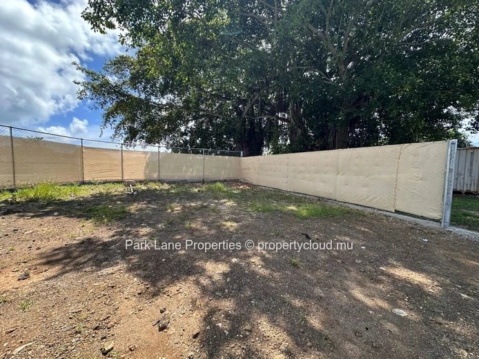 Residential land for sale in Calodyne.