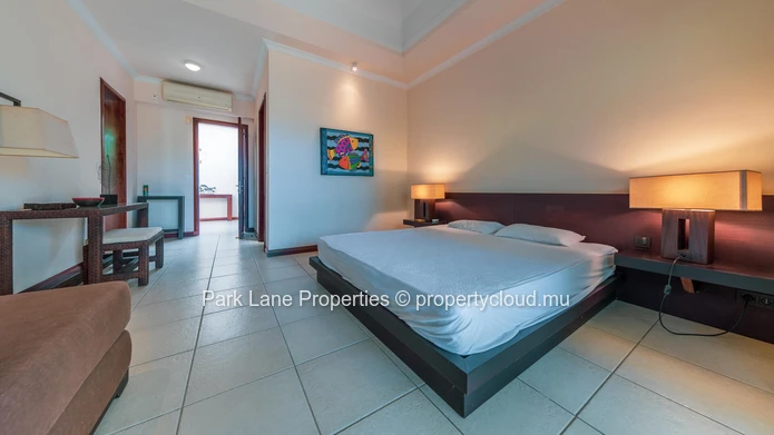 Prestigious 4-Bedroom Villa with Pool, Kiosk & Garden in Tamarina Golf Estate