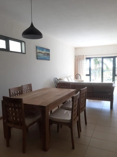 Contemporary Elegance in Hillcrest Sondac: Luxury Apartment with Exclusive Amenities
