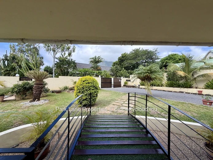 Comfortable family  home with pool and double garage 