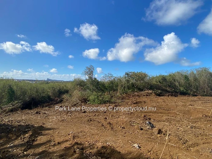 Beautiful plot of agricultural land with development possibilities! 