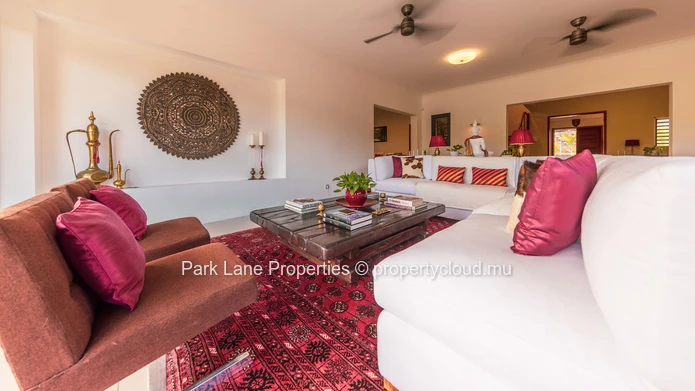 Exceptional IRS villa in contemporary living