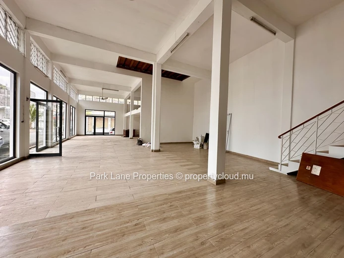 Commercial space well situated