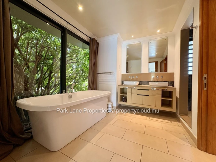 Tranquil Family Home with Mountain Views in Secure Estate