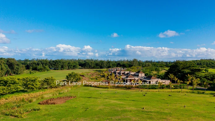 Heritage Villas Valriche – The Art of Tropical Living