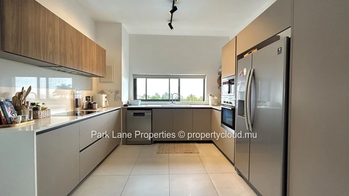 Appartement moderne de 3 chambres avec toit-terrasse et vue imprenable sur la mer à Tamarin, Ile Maurice
