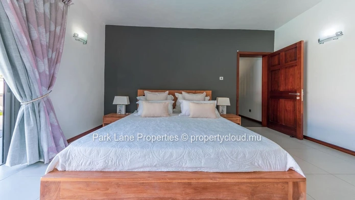 Spacious Villa-Style Home in a Secure and Sought-After Estate  