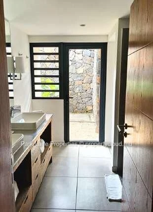 Villa 38 –Une adresse de prestige entre mer et montagne à Rivière Noire