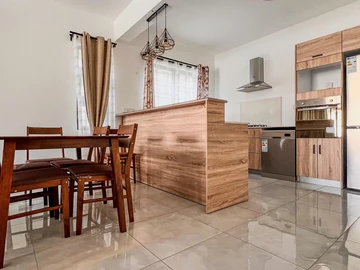3 Bedroom Townhouse, Duplex
