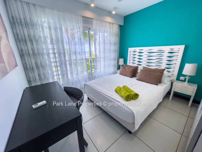 Appartement 3 chambres avec vue panoramique sur piscine et mer