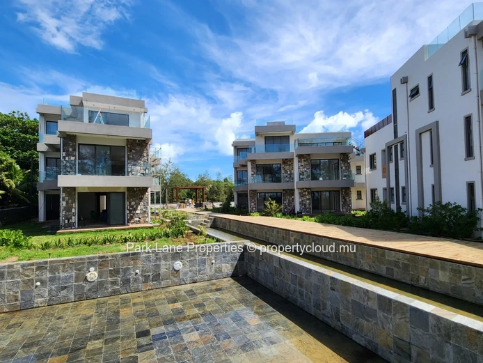 Ocean Terraces – Beachfront Elegance in Poste Lafayette, East Coast of Mauritius