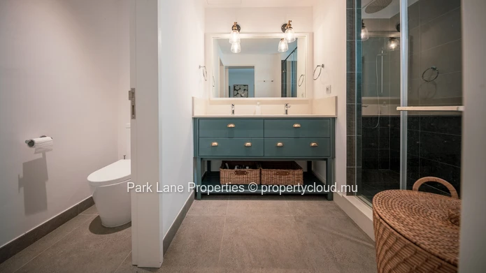 Appartement à vendre dans un complexe sécurisé à Saint Antoine.