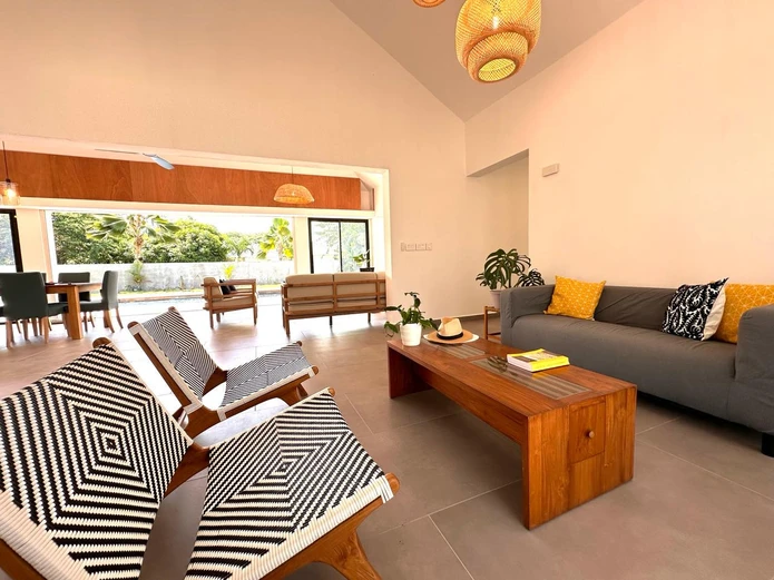 Luxurious gated residence in Piton