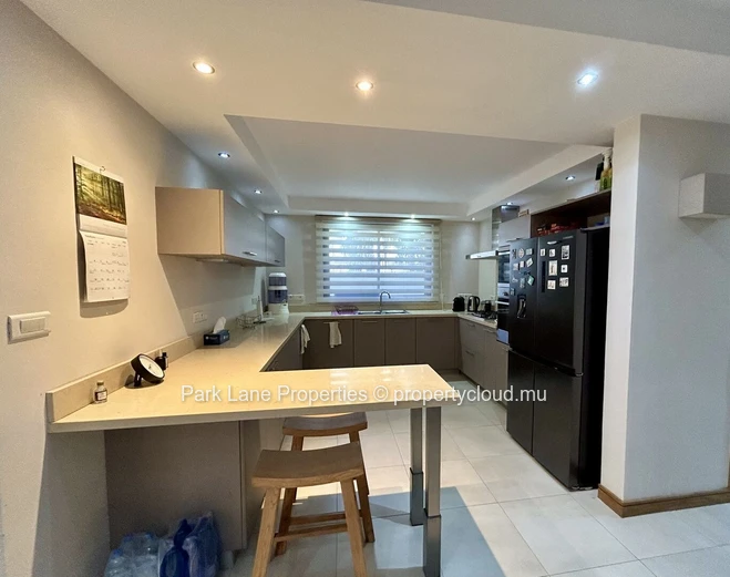 Appartement Moderne et Spacieux à vendre à Péreybère.