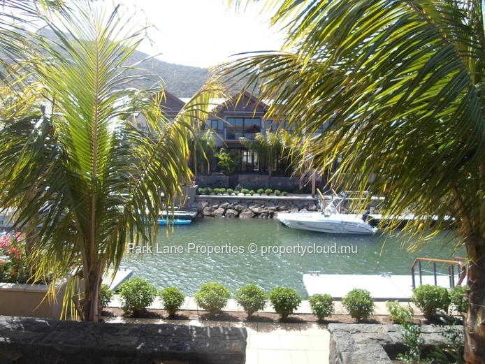 Marina Duplex Luxueux