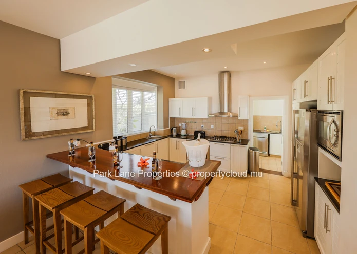 Villa de rêve à Héritage Villas Valriche: Luxe, Vue Océan & Golf