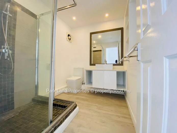 3 bedroom townhouse for rent opposite to the beach