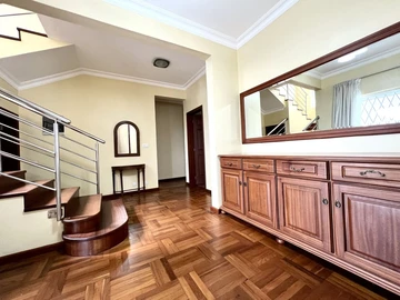 Maison de 4 Chambres