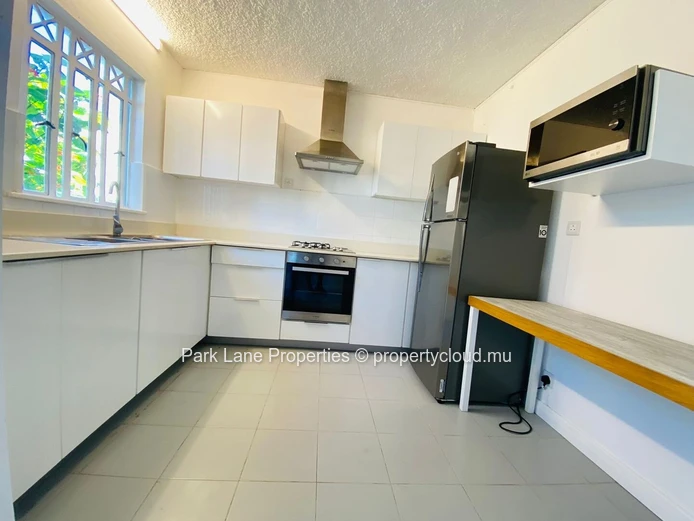 3 bedroom townhouse for rent opposite to the beach