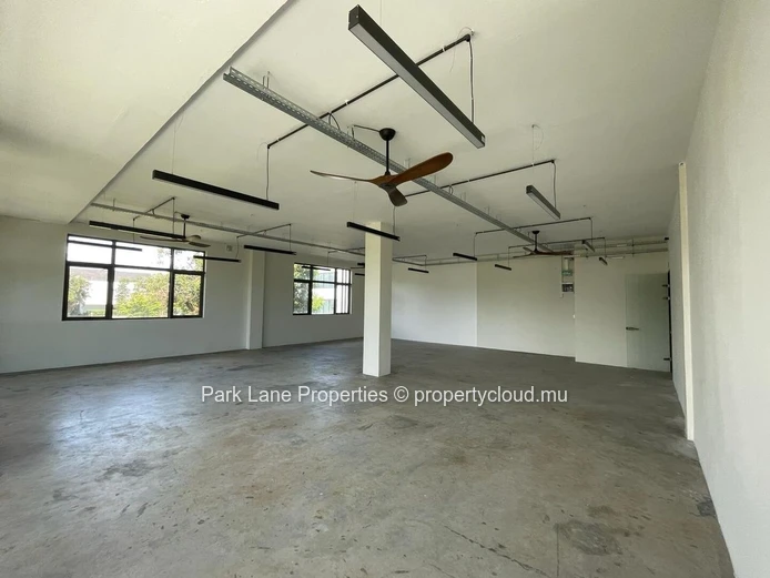 Prime office space for sale in Vivea Business Park, Signature North