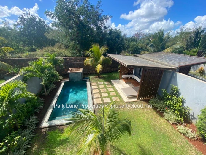 Magnificent villa in a residential complex