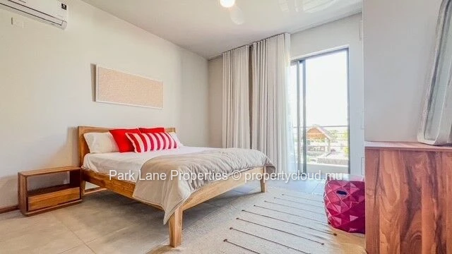 Elegant apartment in a newly built residence with pool & mountain views in Flic en Flac