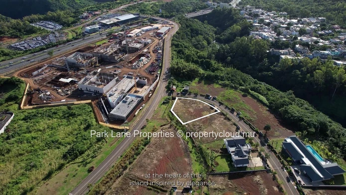Build your dream home in the heart of the Island – Bagatelle's finest residential opportunity