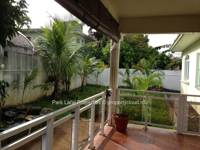 Double-storey property in a peaceful and central Vacoas Neighbourhood – A residential opportunity