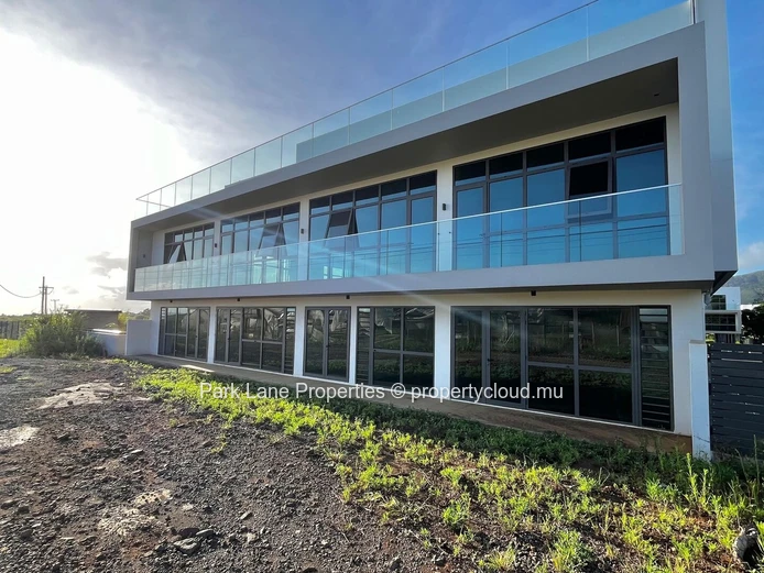 Prime Retail Space in Vivea Business Park: Your Gateway to Smart City Commerce