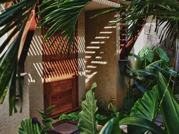 6 Bedroom Villa