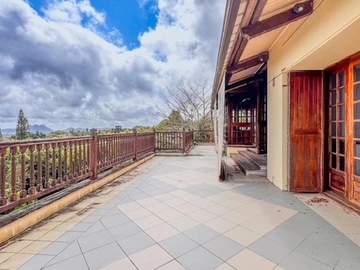 11 Bedroom House