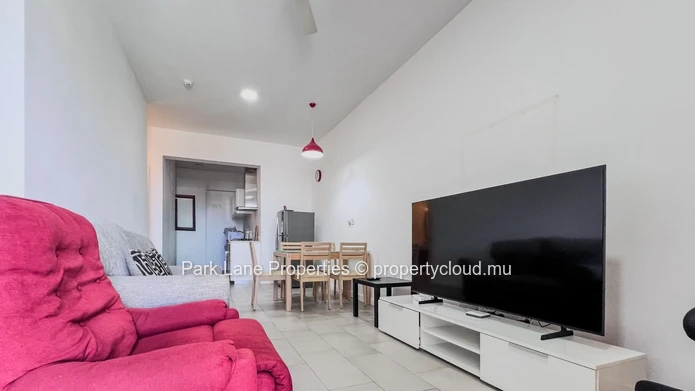 Modern 2-Bedroom Apartment with Parking, Ideally Located Near CyberCity