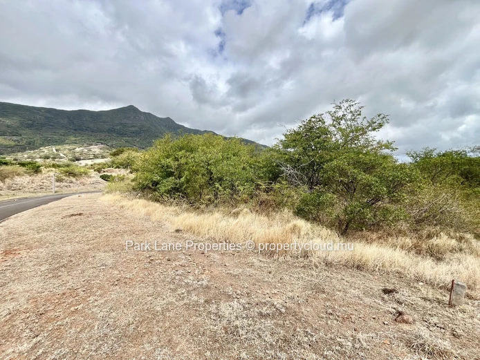 1-Acre Residential Plot for Sale in Domaine de Palmyre, Little Black River