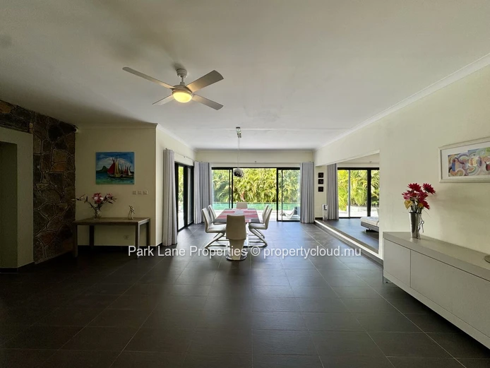 A Majestic Retreat in the Heart of Nature