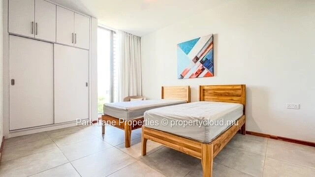 Elegant apartment in a newly built residence with pool & mountain views in Flic en Flac