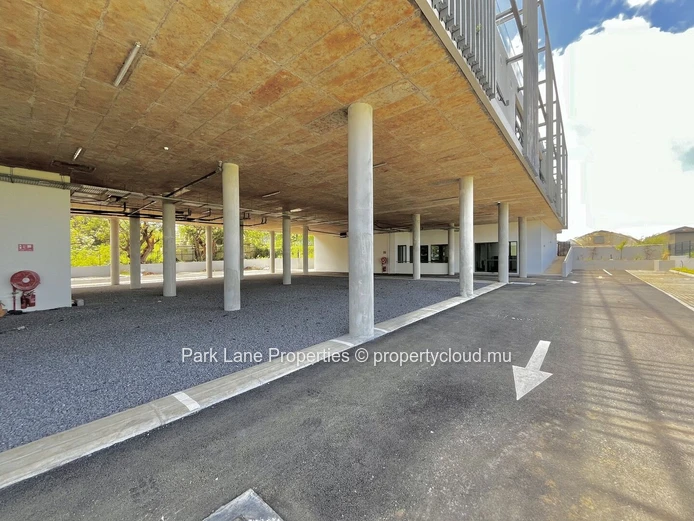 Prime Retail Space in Vivea Business Park: Your Gateway to Smart City Commerce