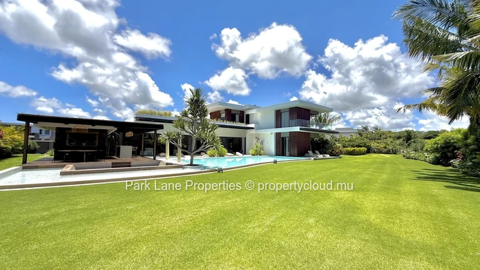 Villa de Luxe à Anahita Mauritius – Élégance Contemporaine au Cœur d’un Domaine d’Exception
