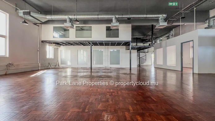 Professional office space with mezzanine in the heart of Rose Hill