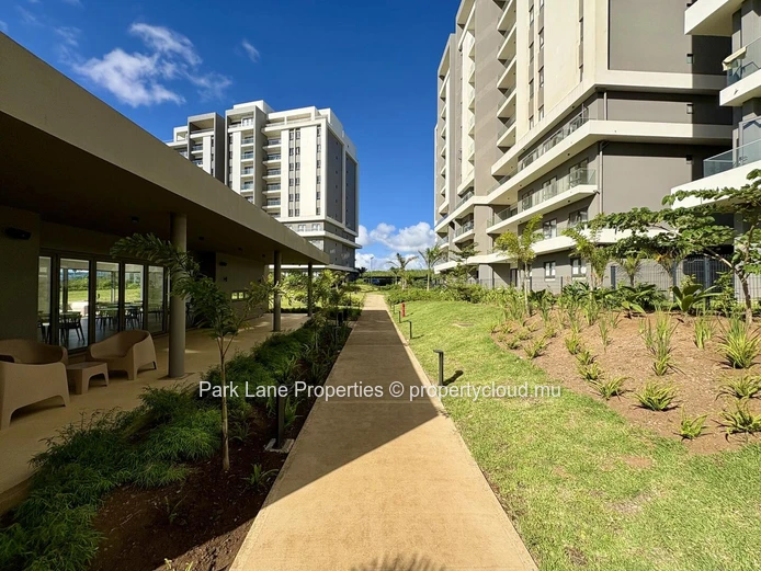 Three bedroom apartment for sale at Verdant Garden